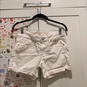 white jean shorts